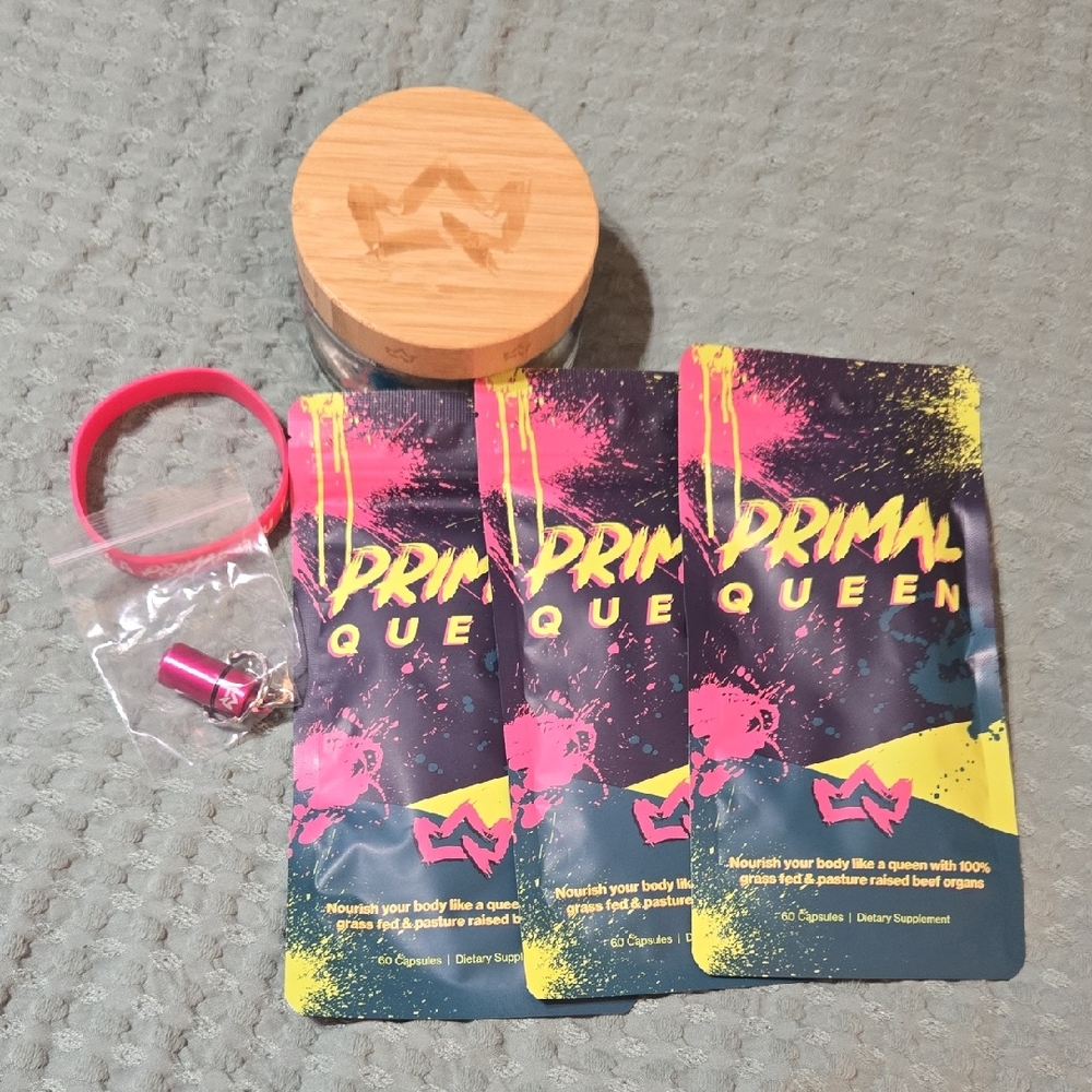 Supplement Pack with Pink Accessory